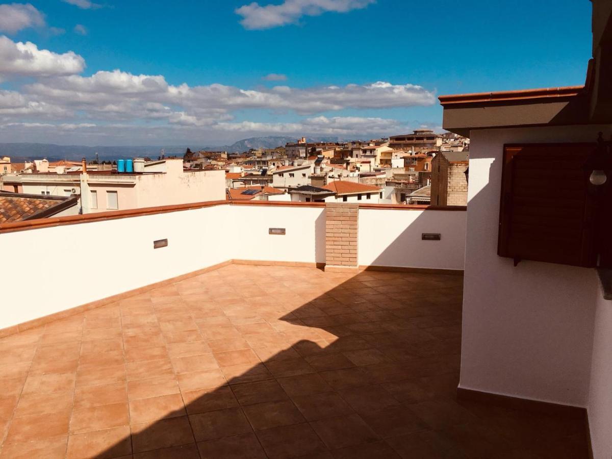 Cav Mameli Aparthotel Dorgali Bagian luar foto