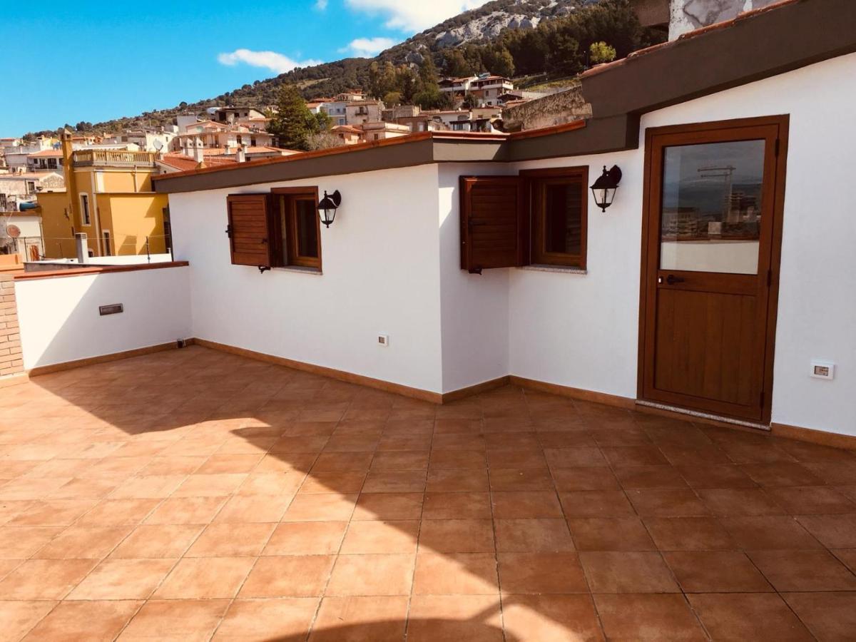 Cav Mameli Aparthotel Dorgali Bagian luar foto